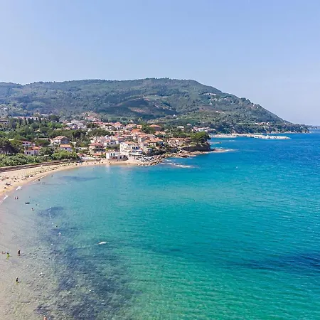 Holiday home Lovely In With Wifi Laureana Cilento