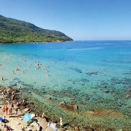 Lovely In With Wifi Holiday home Laureana Cilento