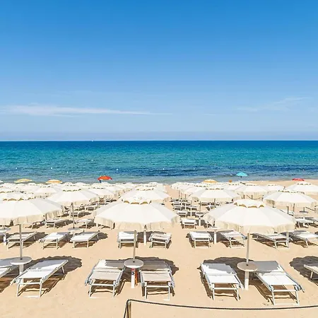 In With House Sea View Hébergement de vacances Laureana Cilento