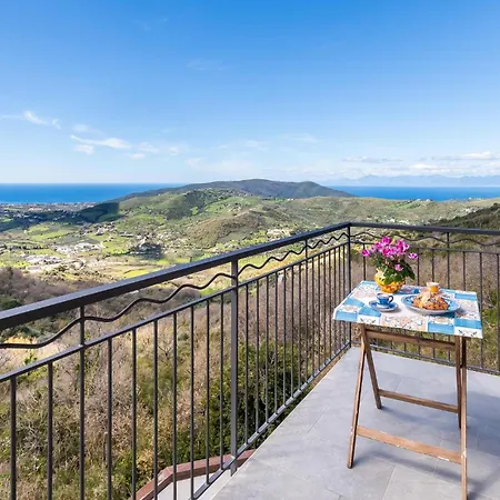 Lovely In With Wifi Holiday home