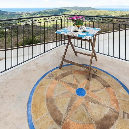 Holiday home Lovely In With Wifi Laureana Cilento
